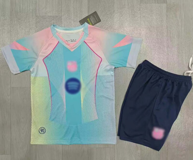 热门足球服阿森纳切尔西曼城AC利雅得皇马等热卖款儿童足球服套装|undefined