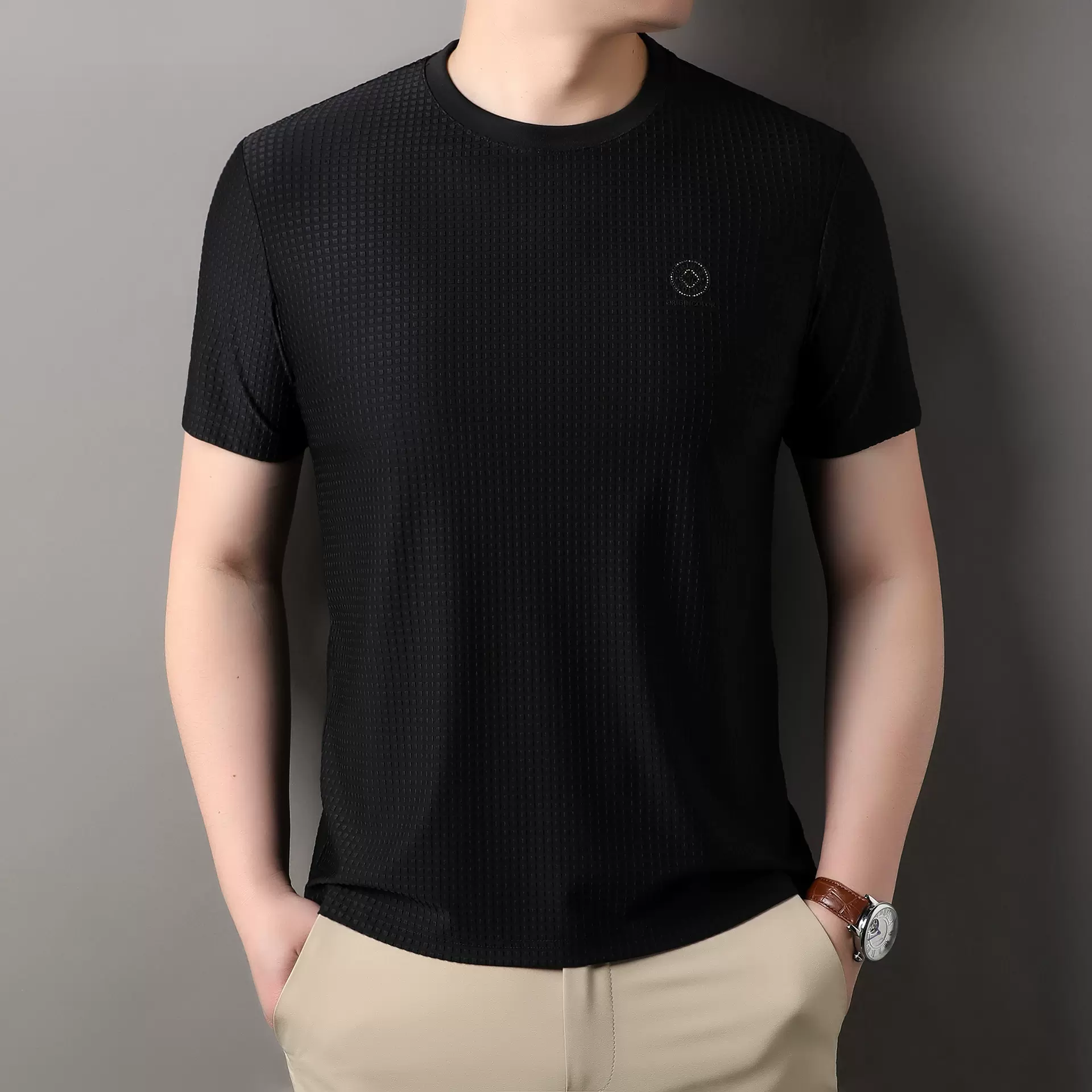 夏季新款冰丝无痕短袖男士t恤衫中青年时尚休闲圆领运动打底衫T恤