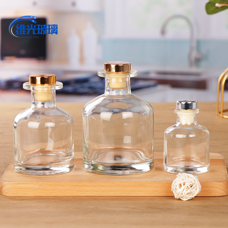 Wholesale of New Glass Aromatherapy Bottles, Simple and Transparent Large-Capacity Perfume Essential Oil Dispensing Bottles, Flameless Rattan Aromatherapy