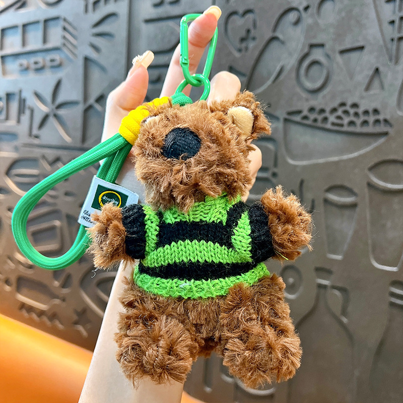 Creativo felpa marea cool oso estudiante mochila colgante muñeca linda pareja llavero pequeño regalo de dibujos animados al por mayor