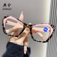 個性のべっ甲の快適な老眼鏡の青い光の抗疲労の高清の目の老眼鏡の蝶型のメガネの枠の女性