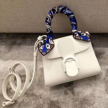 �¿��ѩ����BrillantƴɫBoxƤ�R���б����M�������