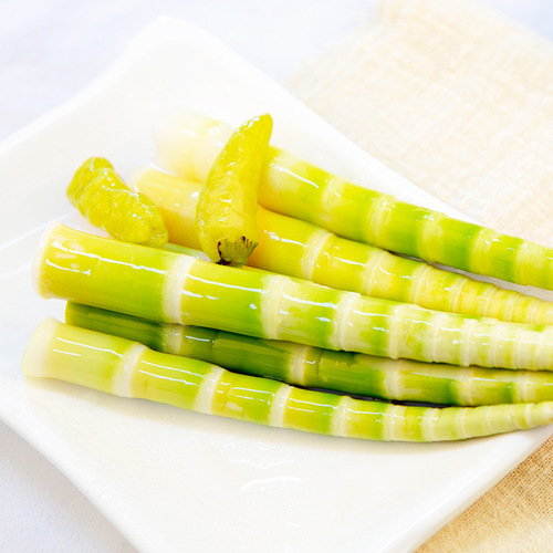 Brother's Wild Chilli Pickled Bamboo Shoot Tips 70g/95g Ready-to-Eat Crispy Bamboo Shoot Slices Bamboo Shoot Strips Leisure Snacks Bamboo Product Wholesale