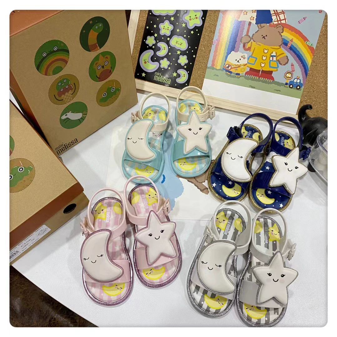 2022 Новая обувь Melissa Jelly Shoes Сандалии для девочек с открытым носком Маленькая и средняя детская обувь Moon Stars Luminous Baby