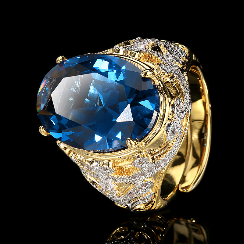 Anel elegante banhado a ouro com gema simulada estilo vintage_voghion.com