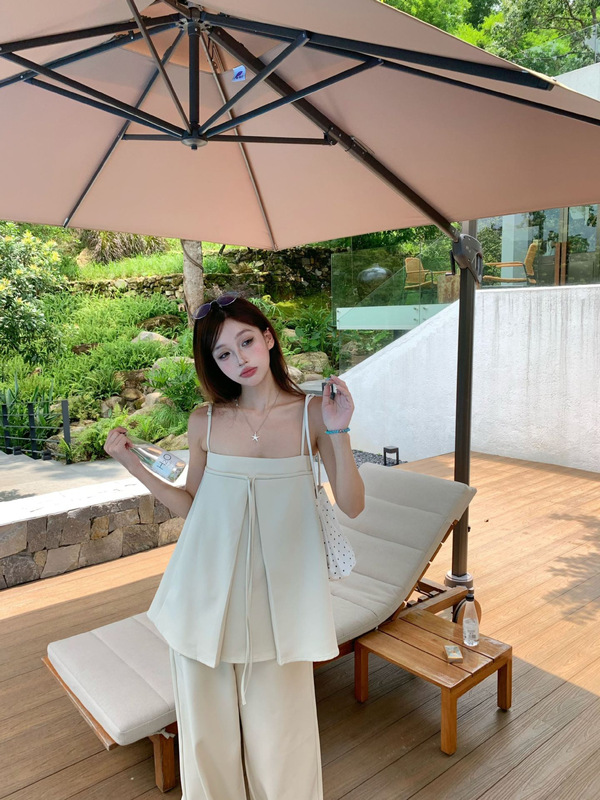 女性用ニッチノンコリジョンスーツ、夏のバックレスチューブトップサスペンダー、韓国風シックな新しいフロアレングスワイドレッグパンツの完全なセット|undefined