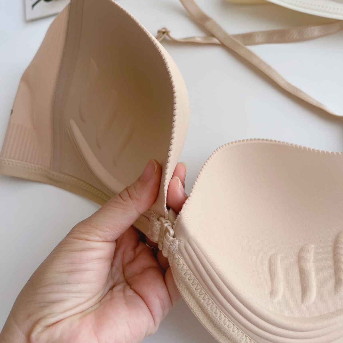 168 una hebilla para usar, realmente no hay rechazo, hebilla delantera ultrafina de 0,8 cm, sin anillo de acero, sin costuras, hermoso sujetador sin espalda