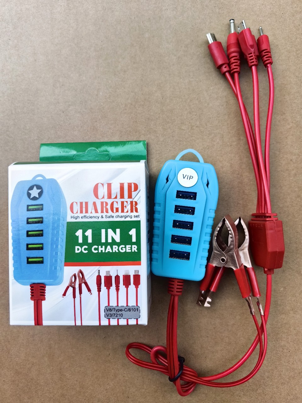 Factory Direct Sales 12V Clip Charger 5Usb Multi-Function Clip Charger with Color Box Packaging African Best-Selling Model
