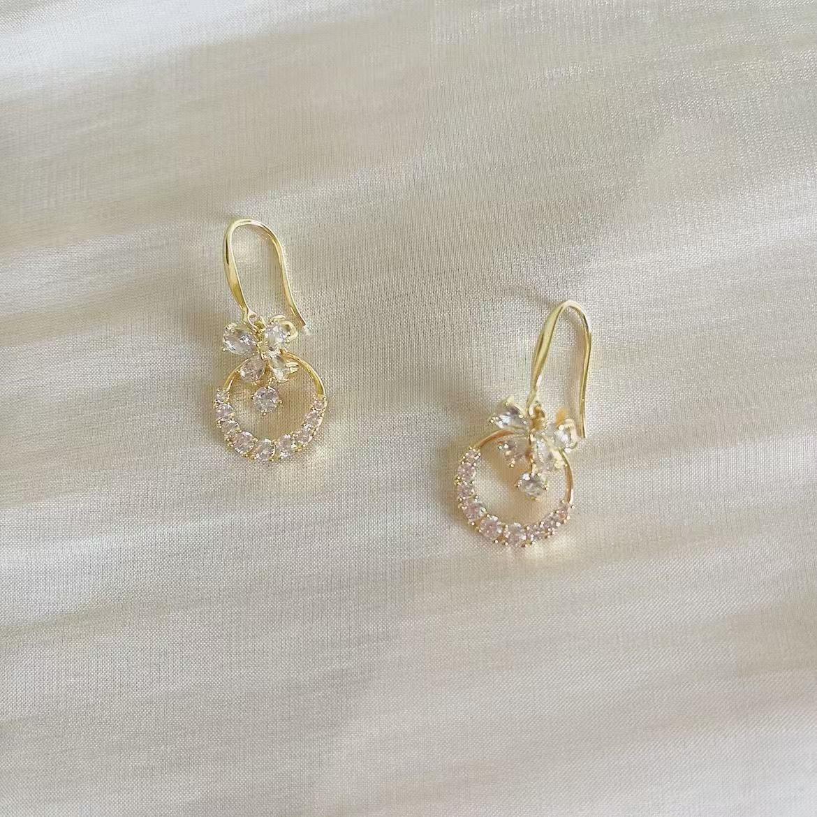 EH0039 Smart Butterfly Diamond Earrings