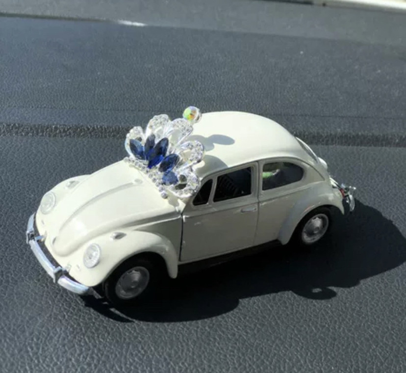 Corona modelo de automóvil adornos de automóvil almohadilla de plumas accesorios de automóvil adornos de automóvil decoración de automóvil en línea para chicas