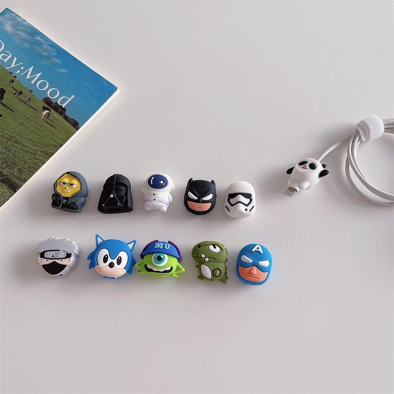 The new three-dimensional cartoon data cable protective sleeve is suitable for Apple Huawei vivo charging cable soft shell protection