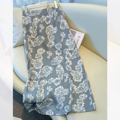 高級感酢酸砕花スカート女性夏の薄手2025新型アイスプリント超きれいなヒップスカート