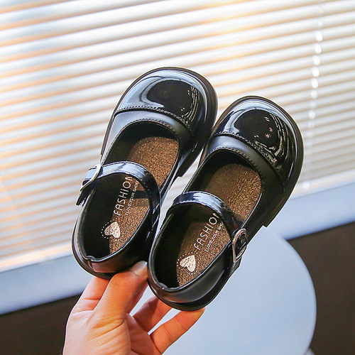 Girls' black leather shoes 2024 spring and autumn new style girls' simple and versatile princess shoes children's soft sole shoes wholesale trend