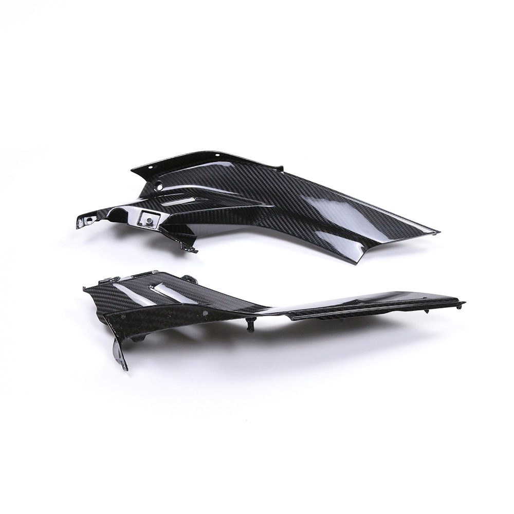 Suitable for CFMOTO spring wind 800NK rhinoceros + motorcycle modified carbon fiber shell parts car body front decorative plate