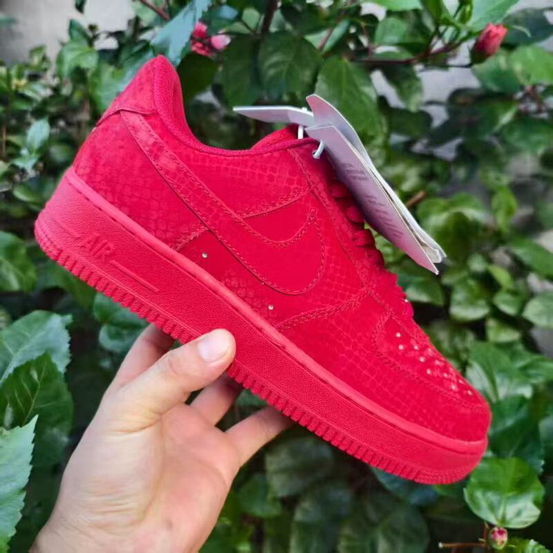 Foreign Trade Wholesale Af1 Kobe Bryant Co-Branded Sports Skateboard Shoes Snake Pattern Kobe Air Force One Men's and Women's Classic Versatile Small Foreign Trade Wholesale Af1 Kobe Bryant Co-Branded Sports Skateboard Shoes Snake Pattern Kobe Air Force One Men's and Women's Classic Versatile Small