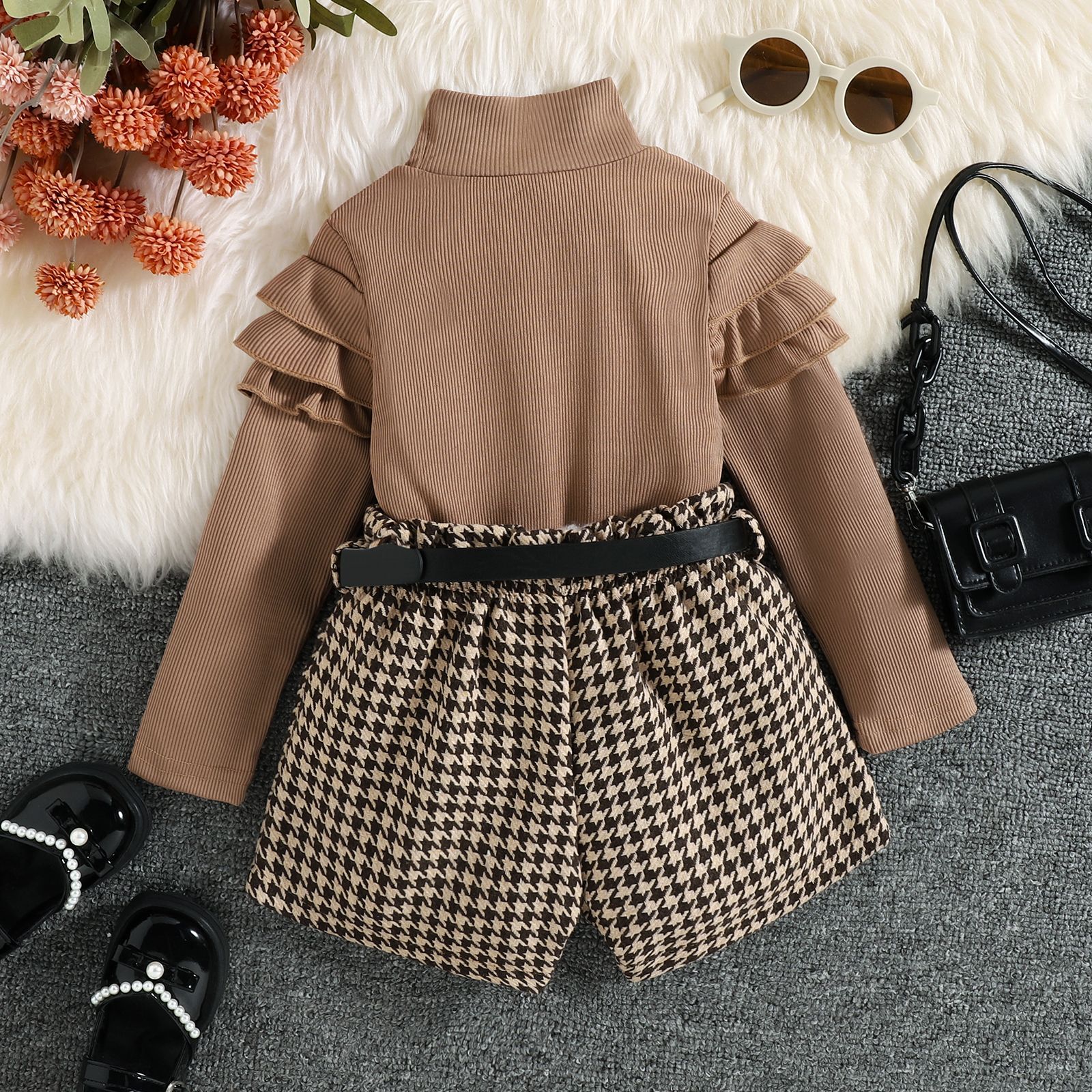 Treasure salary children's clothing autumn high collar ruffle design long sleeved bird pattern shorts with belt set_voghion.com