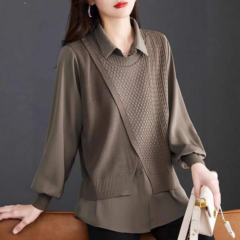 Fake Two-Piece Shirt Spliced with Sweater for Women, Early Autumn 2026 New Design, Retro Fashion, Unique Base Knit Top