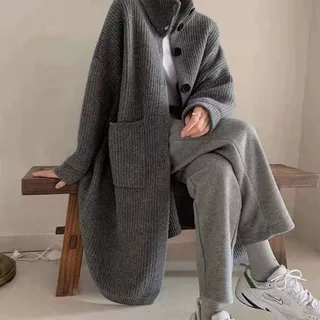 2025秋装新款慵懒宽松外搭上衣加厚立领针织开衫女中长款毛衣外套