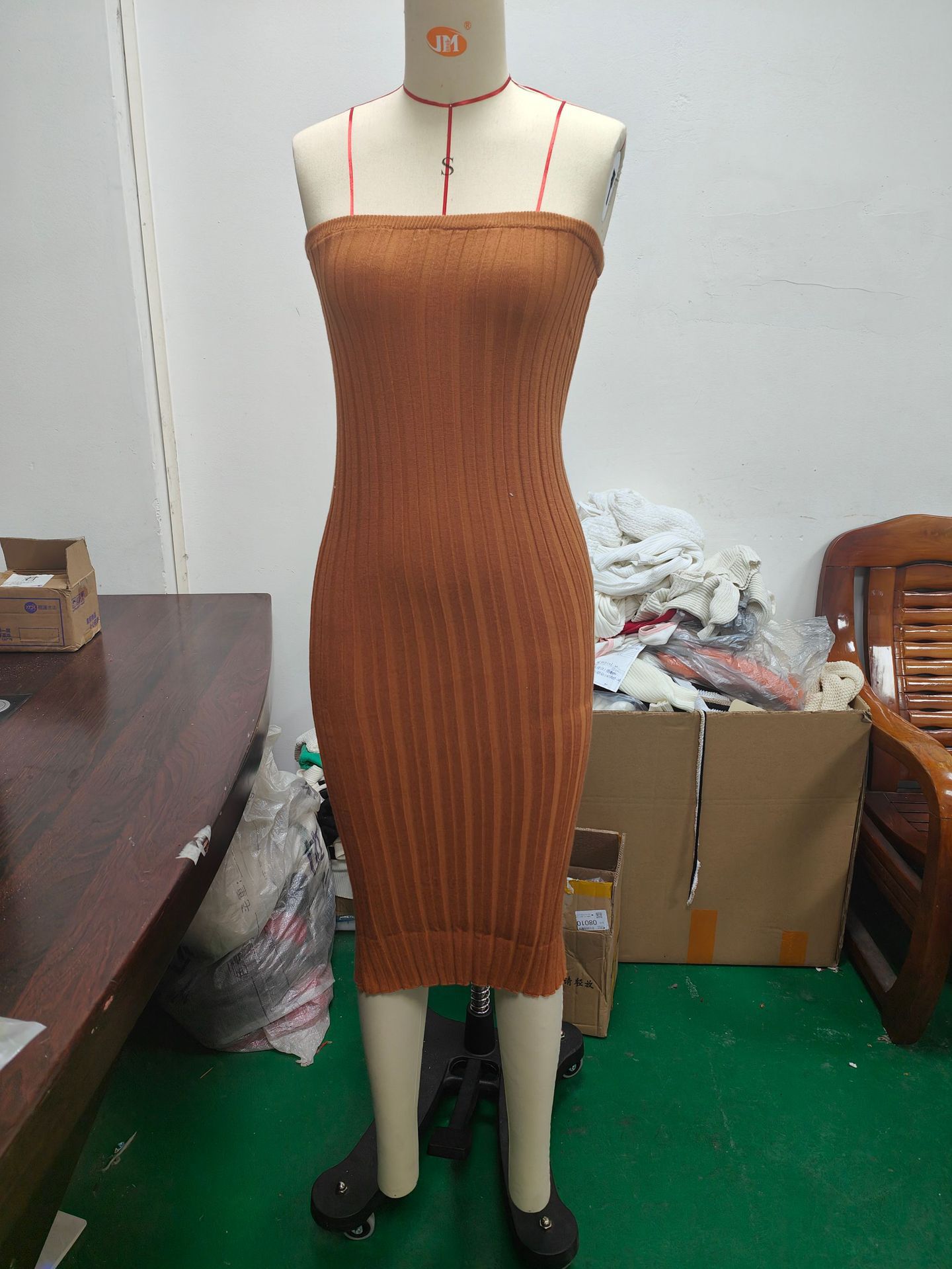 다크 다크 브라운