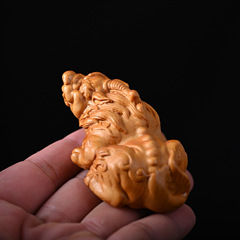 崖柏貔貅文玩手把件招財進寶吉祥車擺卡通寵物木頭雕刻小擺件