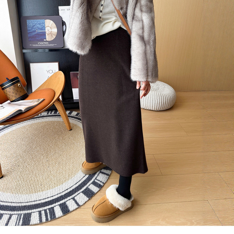 Autumn and Winter Pregnant Women's Belly-Supporting Acetate Wool Skirt Slimming Look Paper Skirt Pregnant Women's Simple Casual Back Slit Mid-Length Skirt