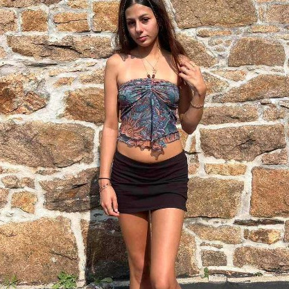 Sommerliches Damen-Top im Y2K-Stil mit Sonnenblumenmuster, Neckholder, trägerlos, europäisch-amerikanisch, sexy und asymmetrisch geschnitten_voghion.com