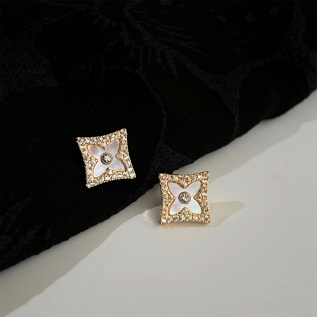 场景_0052_组 1 拷贝.jpg