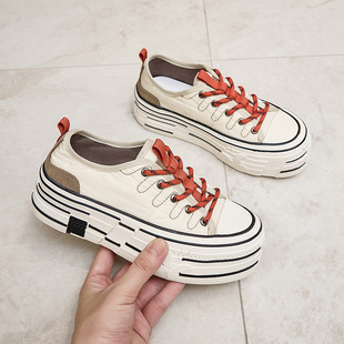 5CM���ߺ��ϵ��͸�����e��ЬŮ2026�����¿�ײɫ�ٴ������ɸ�Ь