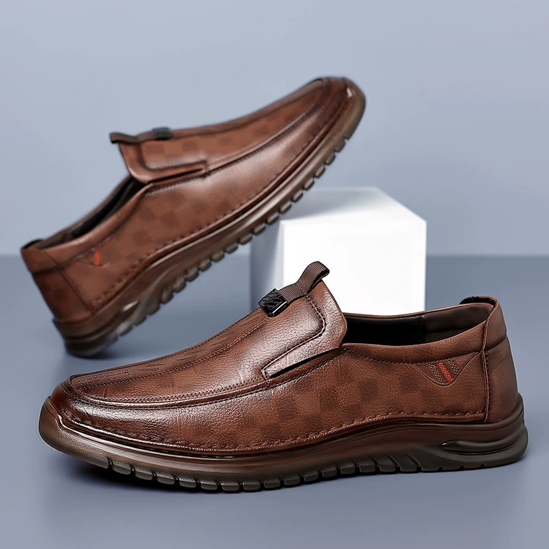 Footwear, men's breathable shoe covers for leather shoes for leisure, non-slip shoes, autumn, trend of season, soft sole, for middle age