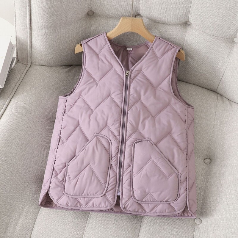 New women's vest, winter outerwear, lightweight and warm down-filled vest, suitable for office wear, can be worn as an inner layer, and is also a great option for mothers New women's vest, winter outerwear, lightweight and warm down-filled vest, suitable for office wear, can be worn as an inner layer, and is also a great option for mothers