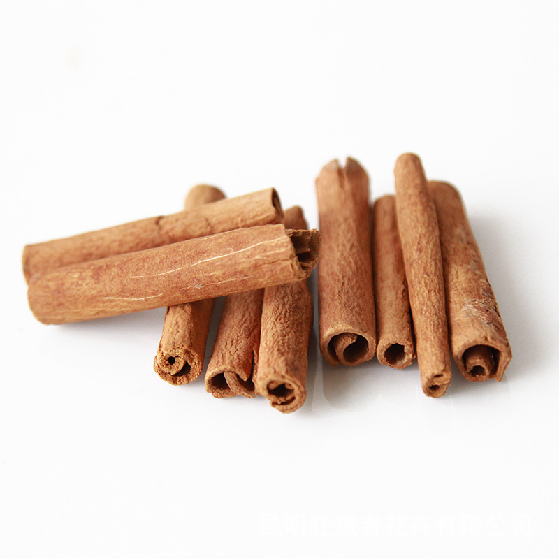 Quế khoảng 7cm (5 gốc trong một túi)