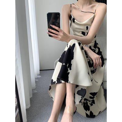 碎花连衣裙女2023春夏新款感收腰显瘦气质韩版吊带裙连衣裙涤纶花|ru