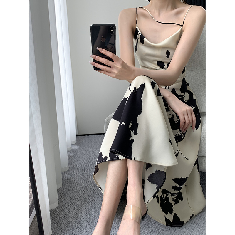 碎花连衣裙女2023春夏新款感收腰显瘦气质韩版吊带裙连衣裙涤纶花|ru