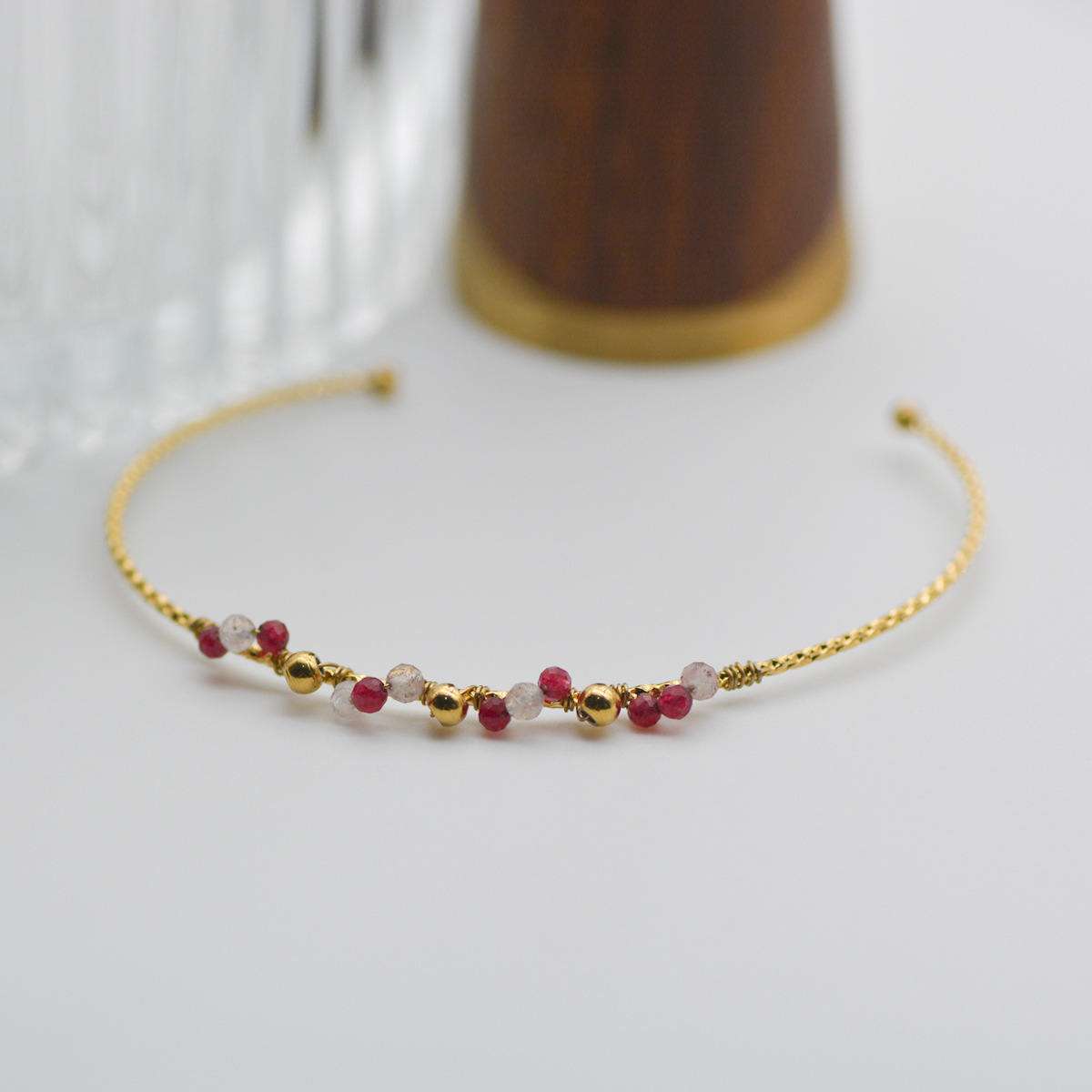 Oferta especial experiencia europea y americana joyería de acero titanio vacío galvanoplastia no decoloración no alérgica joyería pendientes collar fábrica al por mayor