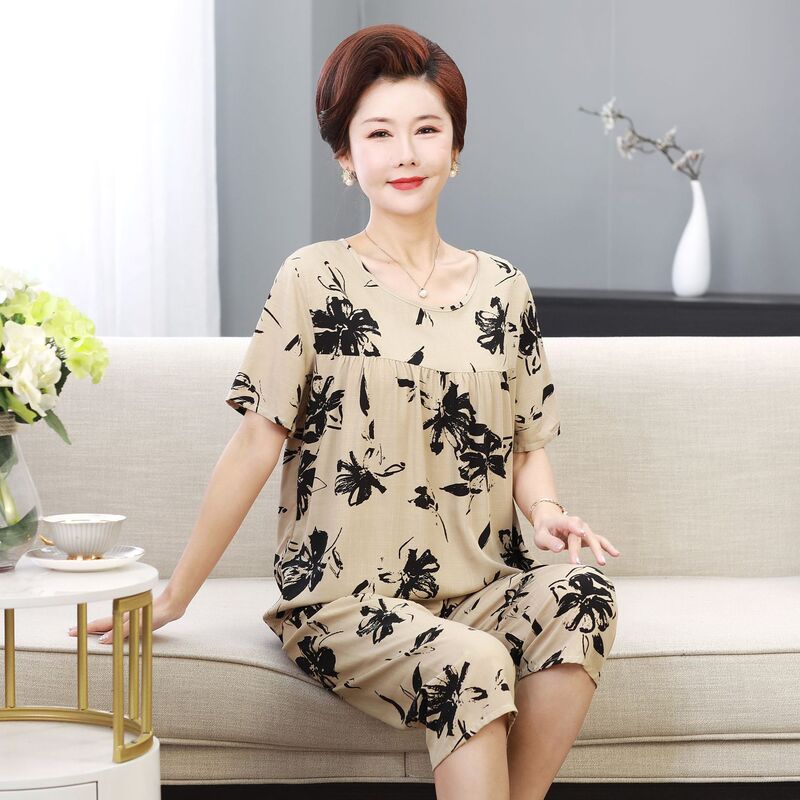 Spring and Summer Middle-aged and Elderly Mothers' Pajamas New Short-sleeved Capri Pants Full-length Cotton Silk Home Clothes Suit Plus Size