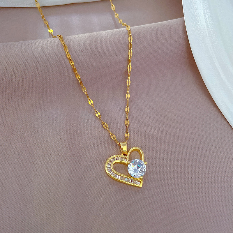 Collar con corazón lujoso chapado en oro para mujer cadena_voghion.com