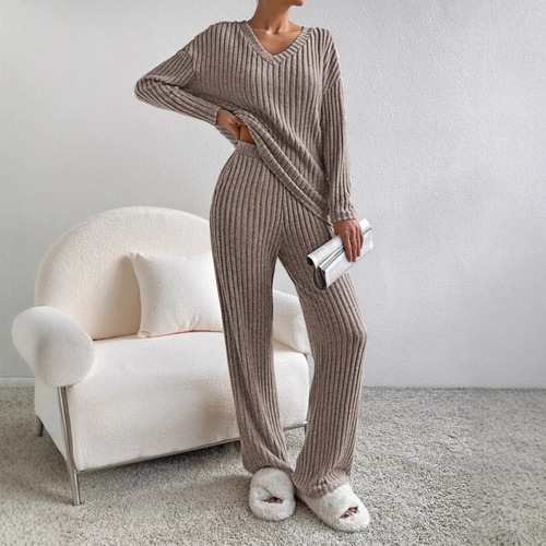 Set of Two Women's 2025 Autumn Fashion Casual Straight Leg Pants with Elegant Loose V-Neck Knit Top