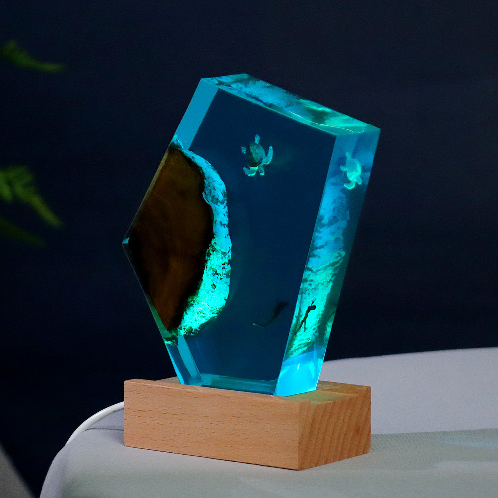 Ocean Micro-Landscape Solid Wood Resin Lamp Ornaments Museum Exhibition Turtle Diver Resin Crafts Miniature Bonsai