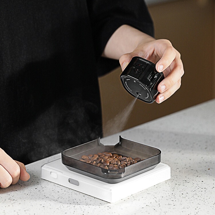 Coffeeplus Coffee Bean Electric Spray Bottle Magnetic Anti-Static Grinder Anti-Powder Flyover Prevention Universal Coffeeplus Coffee Bean Electric Spray Bottle Magnetic Anti-Static Grinder Anti-Powder Flyover Prevention Universal