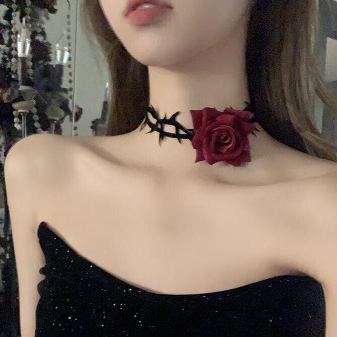 Retro Girl Neck Band Night Rose Thorns Choker Neck Chain Collar Halloween Christmas Dress Up Accessories
