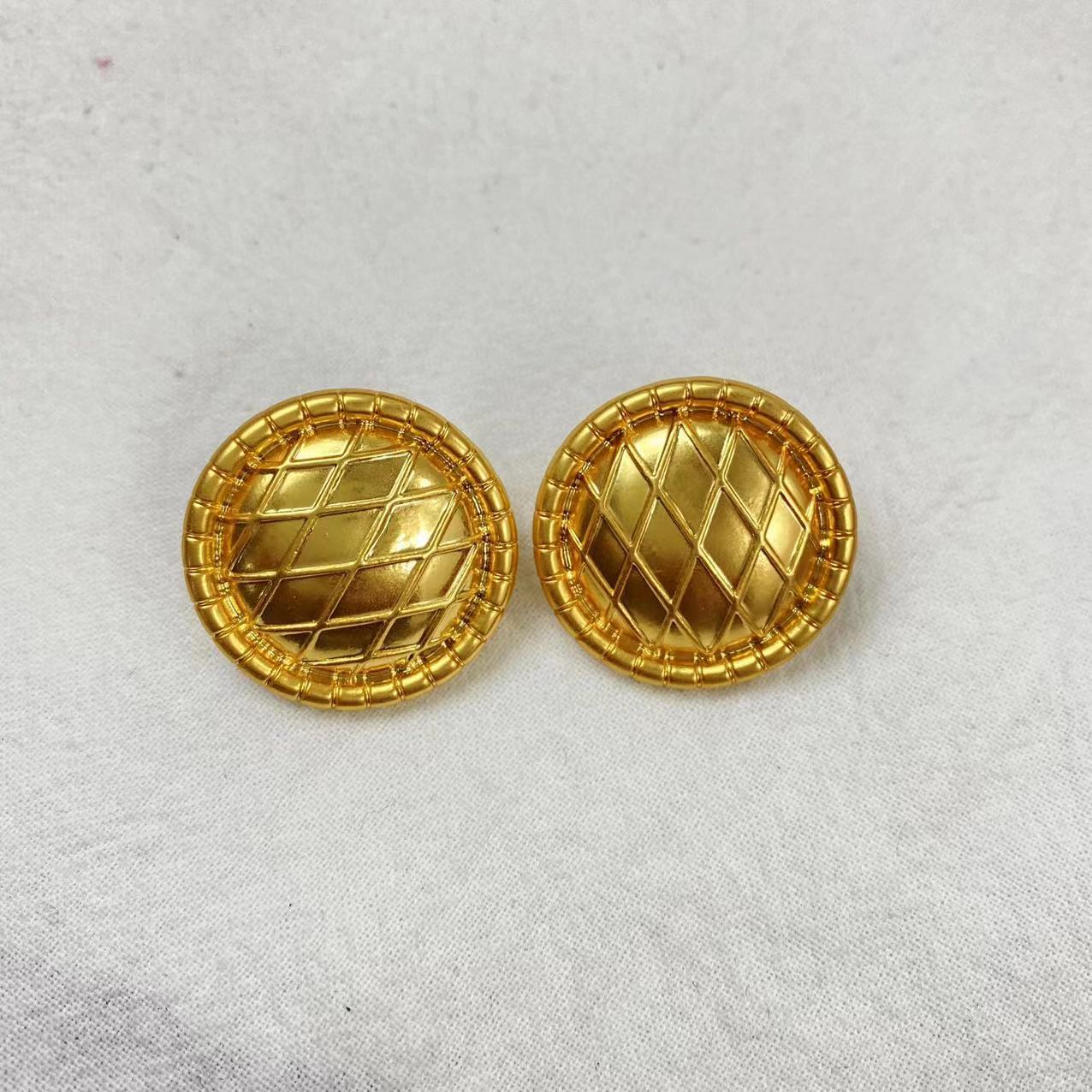 Simple Style Rhombus Alloy Plating Womenu0027S Ear Studs 1 Pair