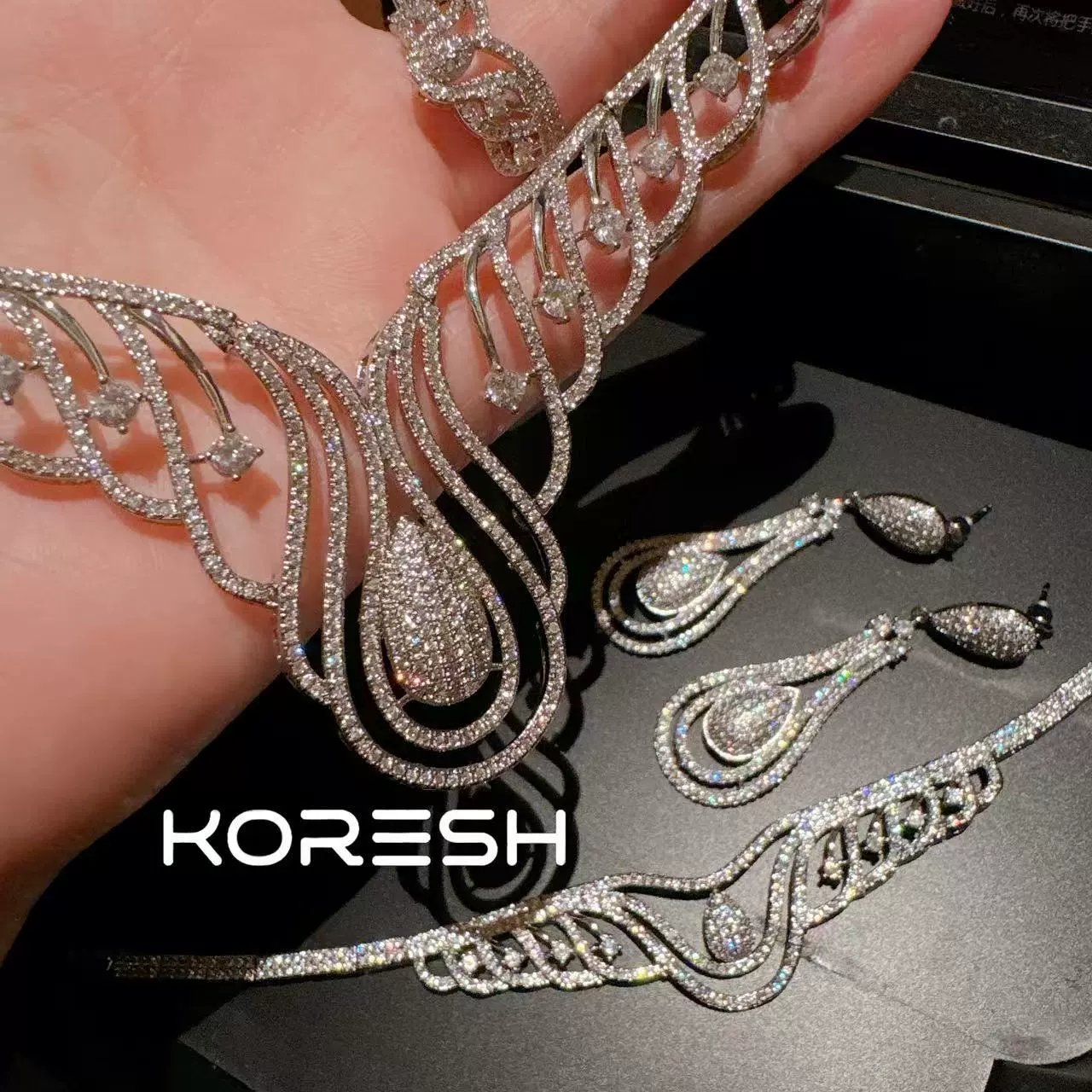 Элегантный браслет-ремешок с цилиндрическим подвесом из zircon, кулон, цепочка, набор, французский стиль, стиль высокого качества, с камнем
