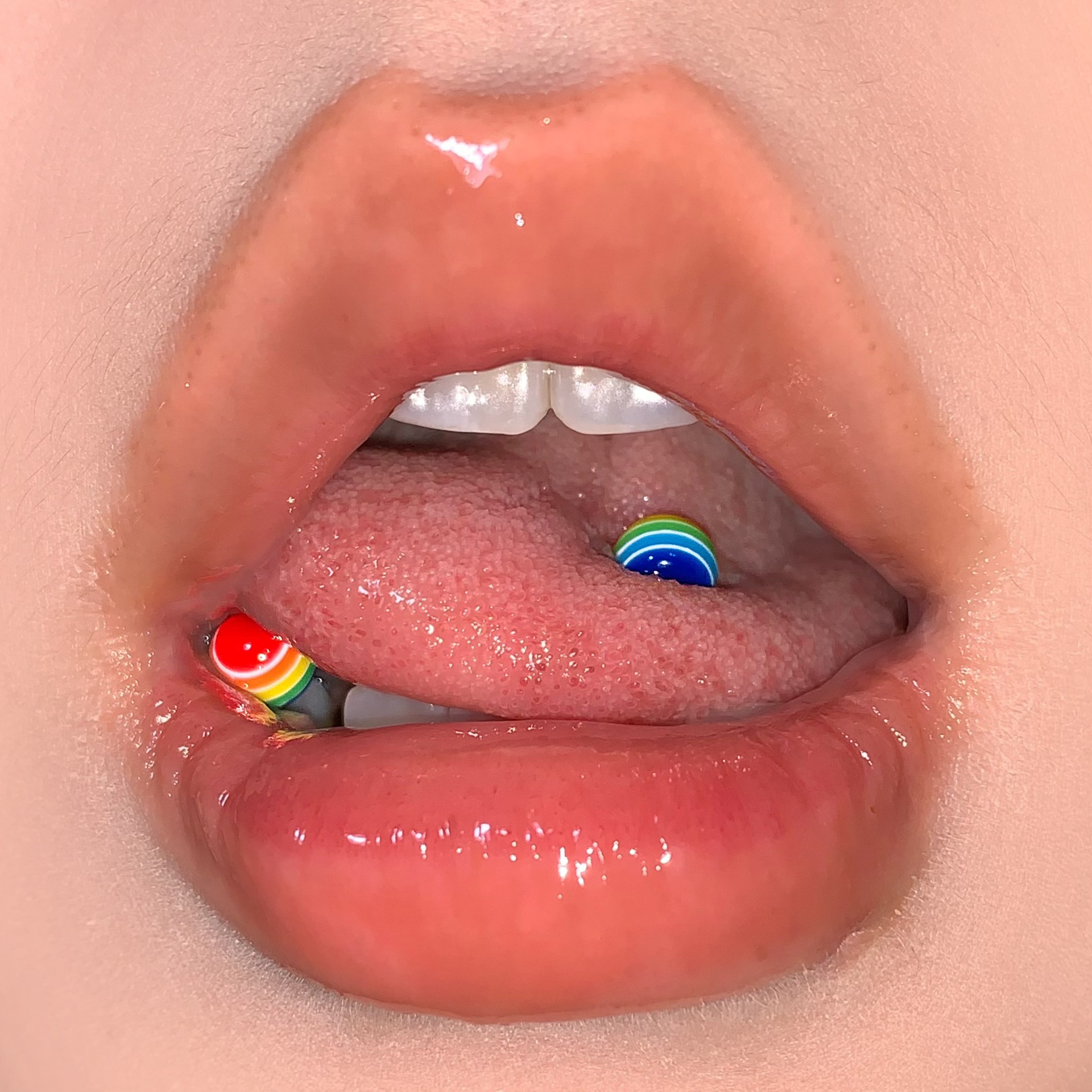 Pointed labret stud close-up product detail