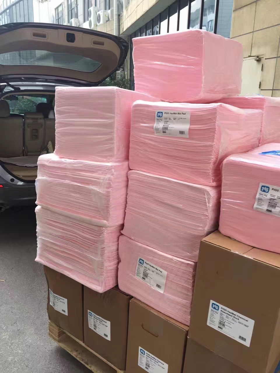 NEWPIG MAT302 New Pig 纽匹格 防化学吸污垫 吸强酸碱化学液体