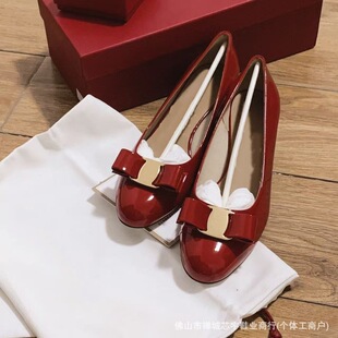 �߰汾 2026�¿�ͨ�ں����Y�A�^��Ƥ�\�ڴָ�5cm���ن�ЬŮƽ��Ь