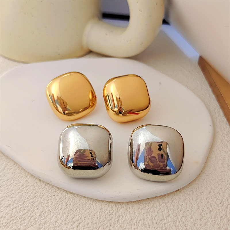 1 Pair Simple Style Square Plating Alloy Ear Studs display picture 2