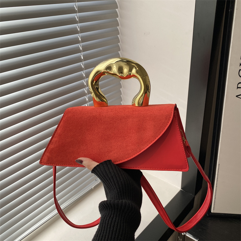 Bolsos pequeños con textura de estilo occidental para mujer 2025 nuevo estilo de este año bolso de mensajero de color sólido tendencia de moda bolso cuadrado pequeño portátil