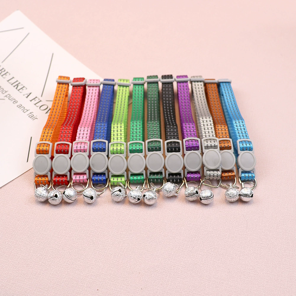 Имитация нейлона Светоотражающий ошейник-колокольчик Кошачий ошейник Трансграничные взрывы Ошейник для домашних животных Кошачья голова Светоотражающая нить Ошейник для собак