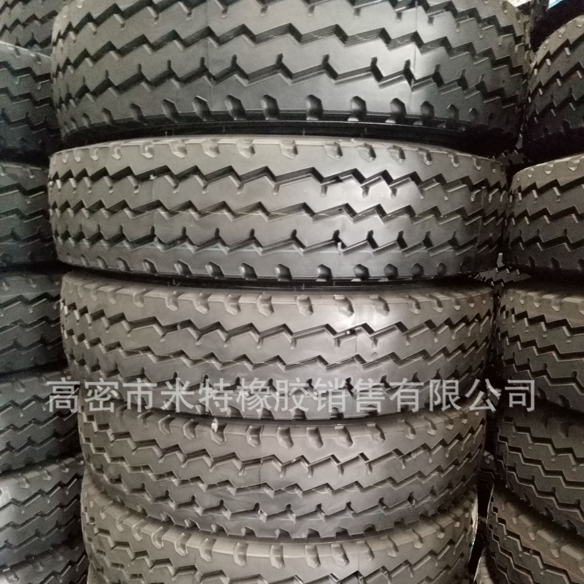 900R20 载重汽车 子午线钢丝轮胎 优质耐磨 出口内销 大量现货