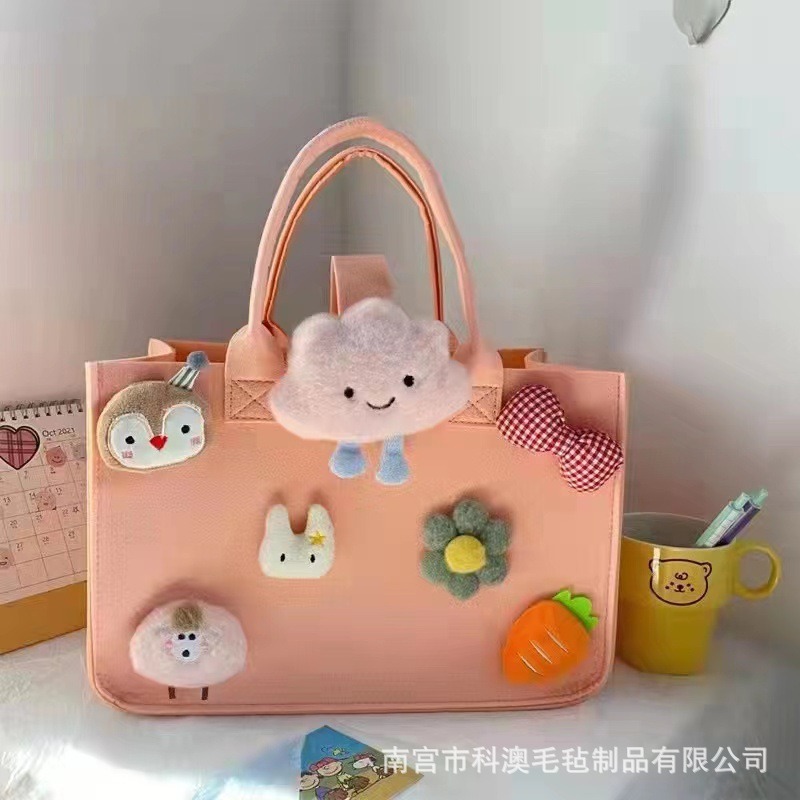 New Cute Felt Bag Handbag Cartoon Mummy Bag Hundred Days Banquet Gift Shopping Bag Children's Cartoon New Cute Felt Bag Handbag Cartoon Mummy Bag Hundred Days Banquet Gift Shopping Bag Children's Cartoon